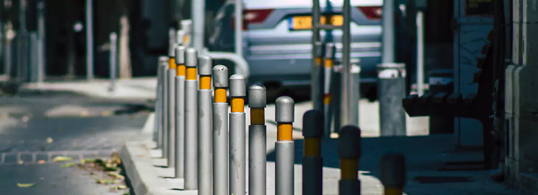 Safe and Convenient Retractable Barrier Column Systems for Properties in Winter Park, FL